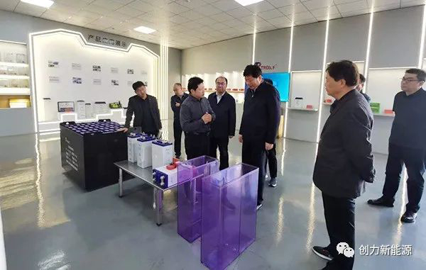 新乡市委书记李卫东莅临不朽情缘新能源调研指导